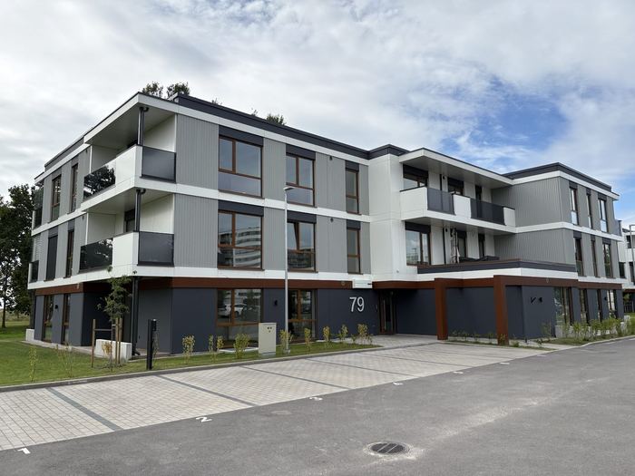 Mai 79 Vista Residentside ACP-fassaad Pärnus, üldvaade